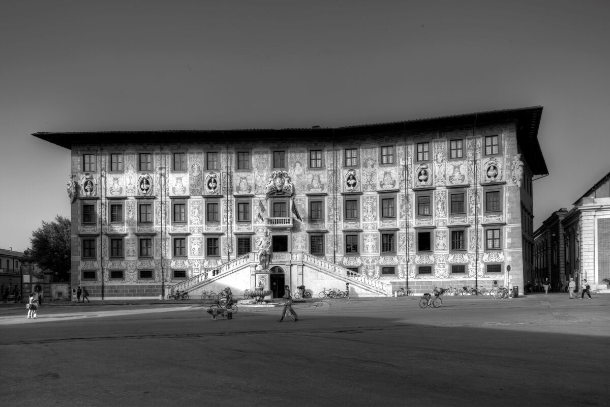 La Normale front